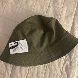 Lululemon reversible bucket hat